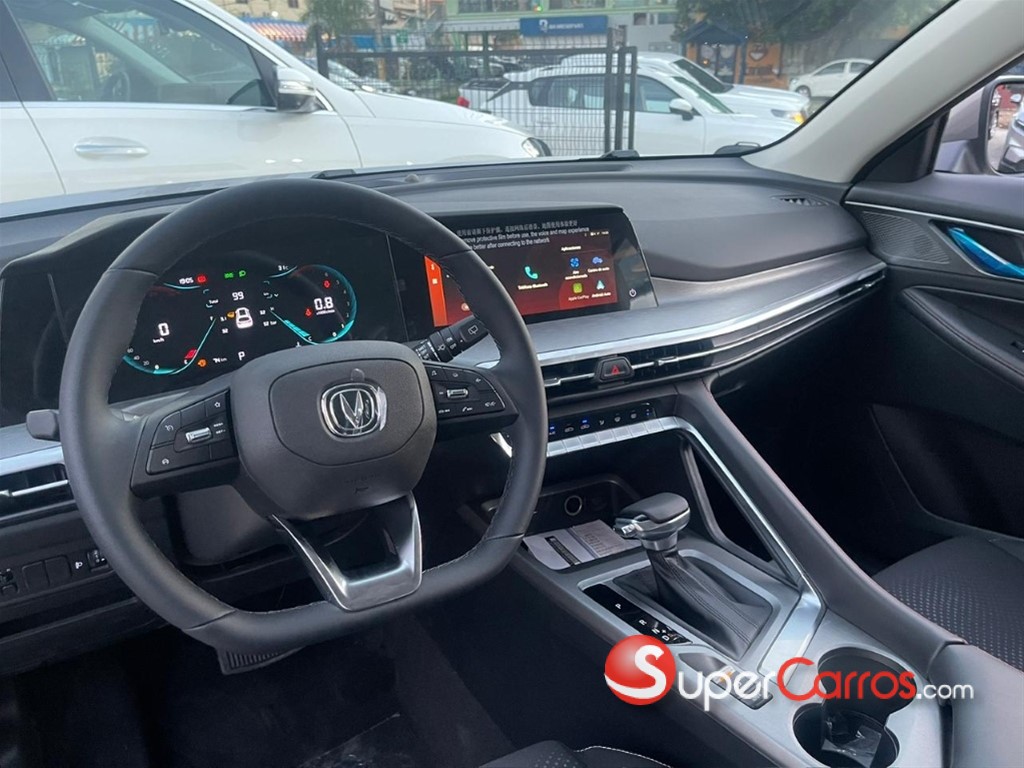 2027 Changan CS 35 Plus — foto 8 / 12