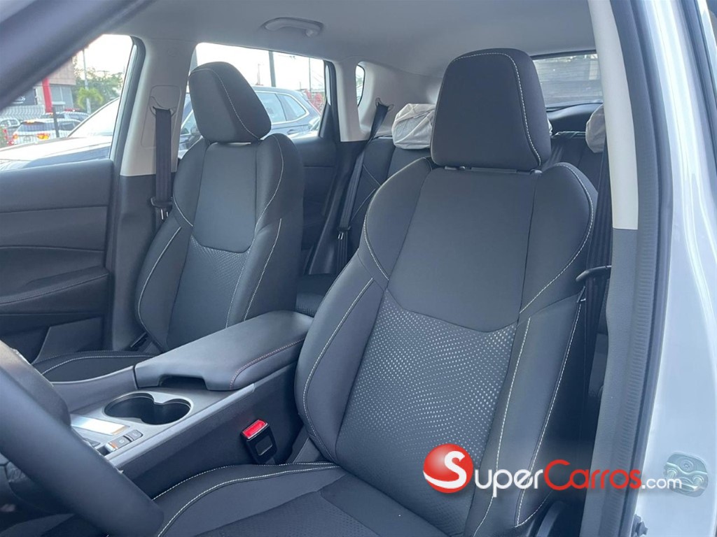 2027 Changan CS 35 Plus — foto 8 / 12