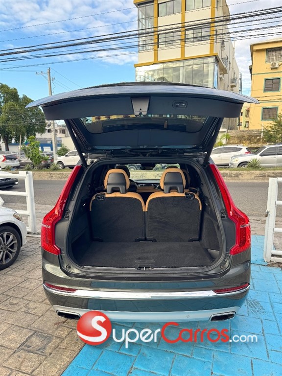 2021 Volvo XC90 Inscription T6 — foto 7 / 12