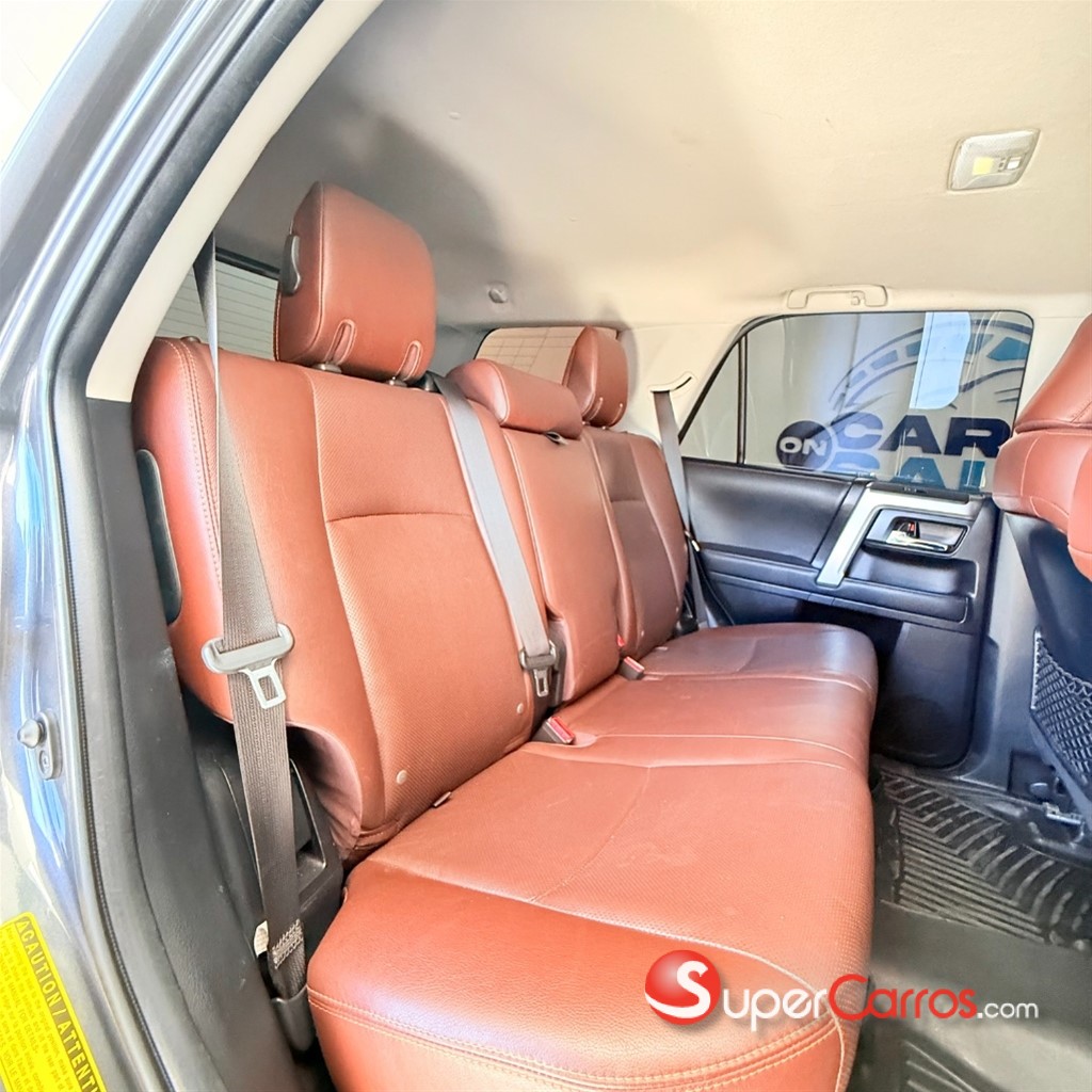 2022 Toyota 4 Runner Limited — foto 8 / 11