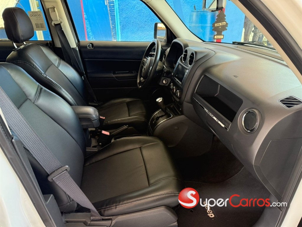 2016 Jeep Patriot Sport — foto 11 / 12