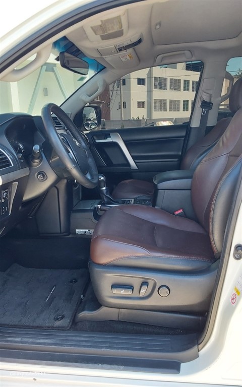 2019 Toyota Land Cruiser Prado VXL — foto 6 / 8