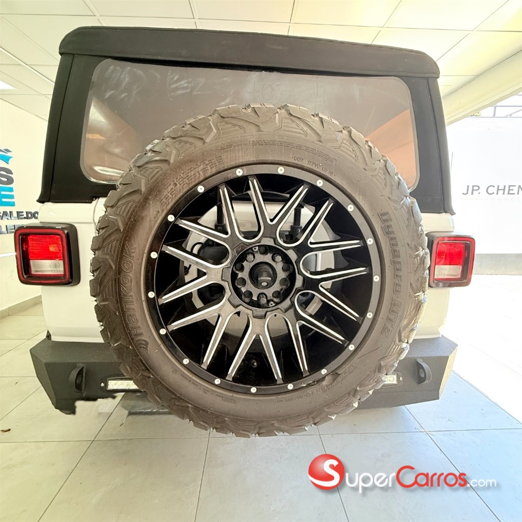 2019 Jeep Wrangler Sahara Unlimited — foto 3 / 10