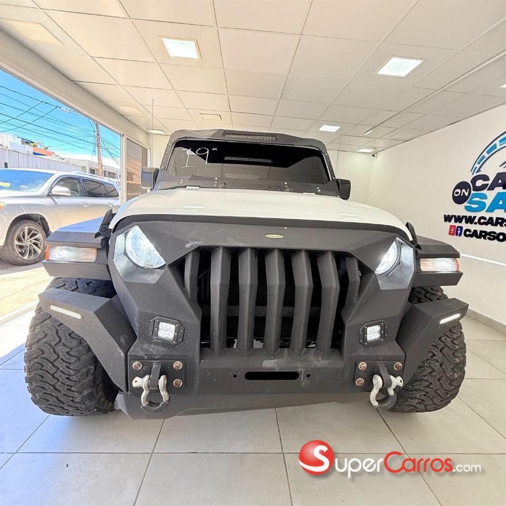 2019 Jeep Wrangler Sahara Unlimited — foto 9 / 10