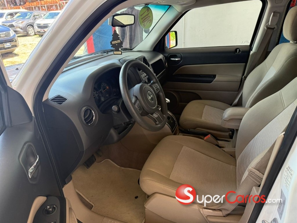 2017 Jeep Patriot Sport — foto 8 / 12