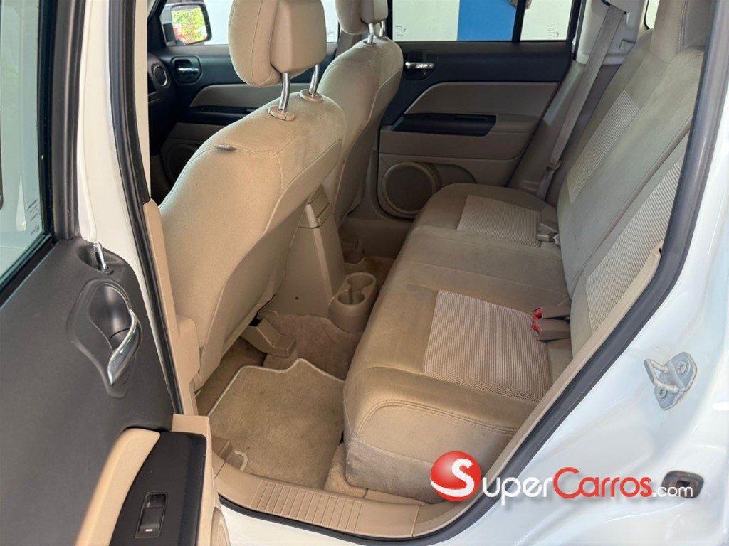 2017 Jeep Patriot Sport — foto 9 / 12