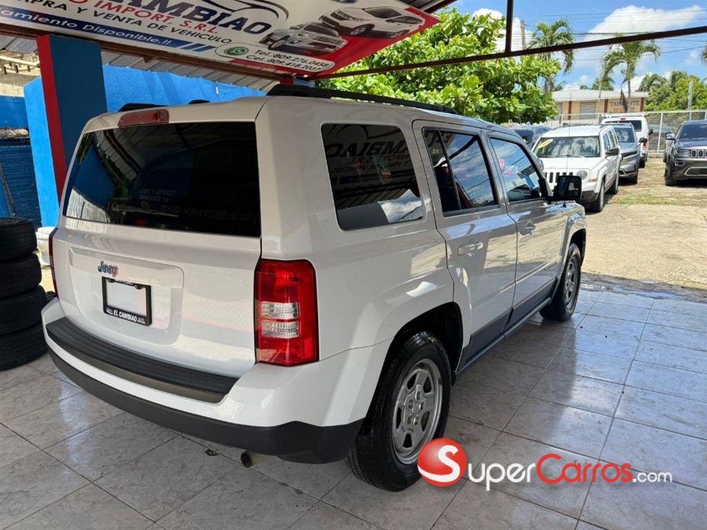 2017 Jeep Patriot Sport — foto 10 / 12