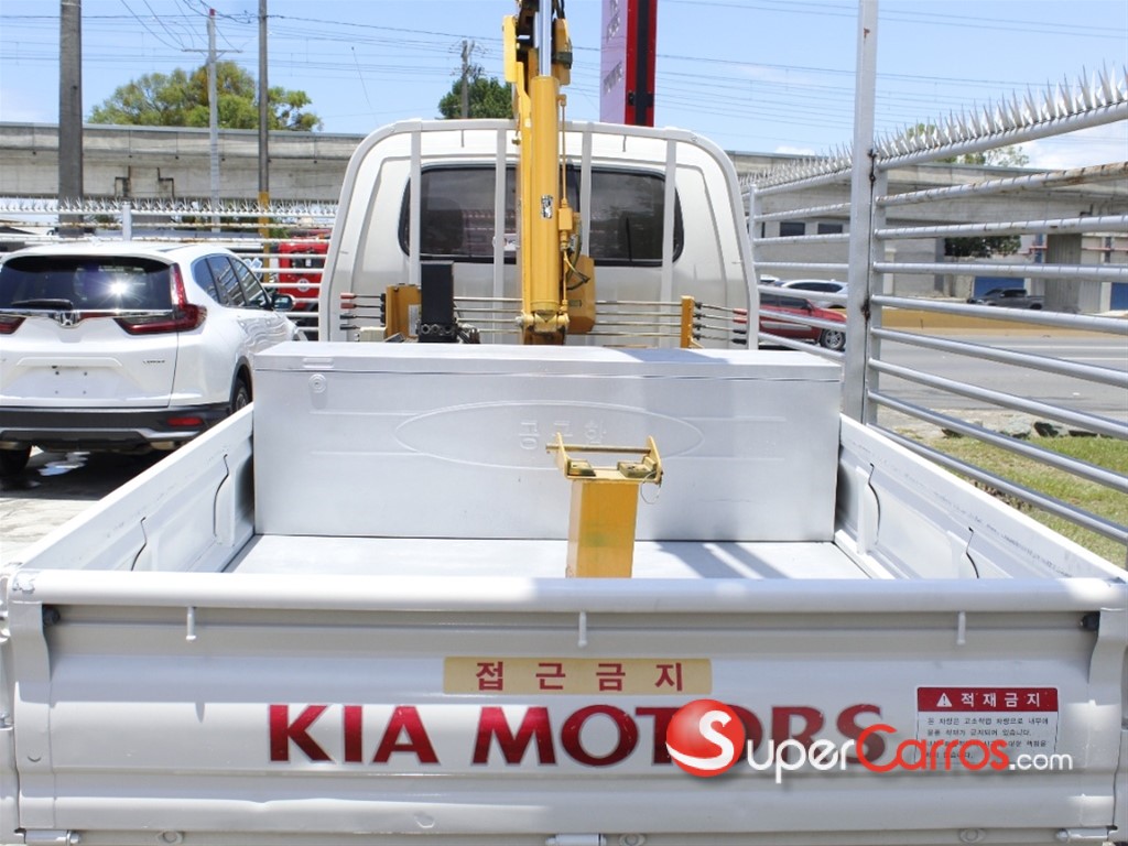 2016 Kia Bongo III — foto 4 / 8
