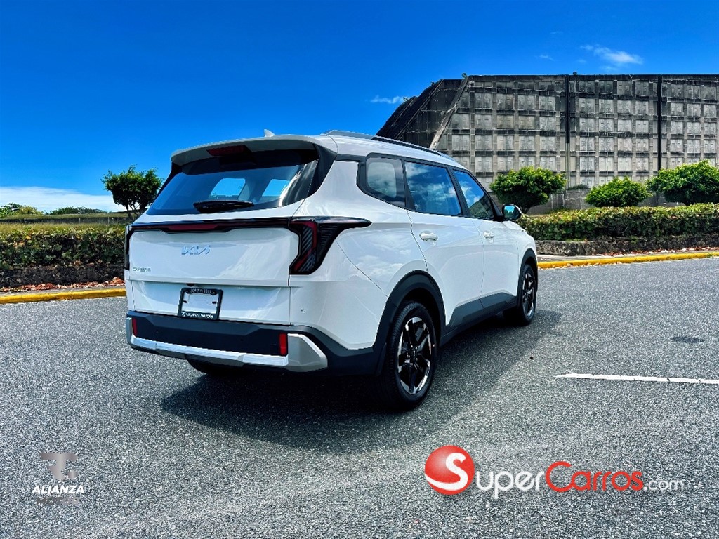 2027 Kia Carens — foto 9 / 12