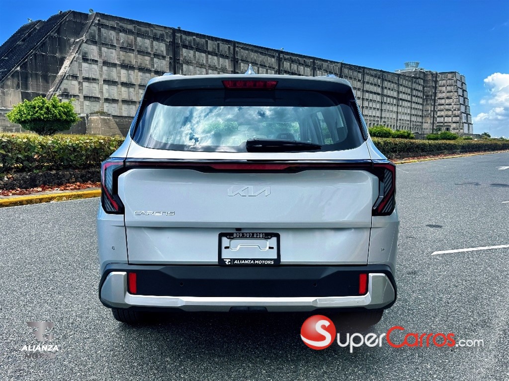 2027 Kia Carens — foto 6 / 12