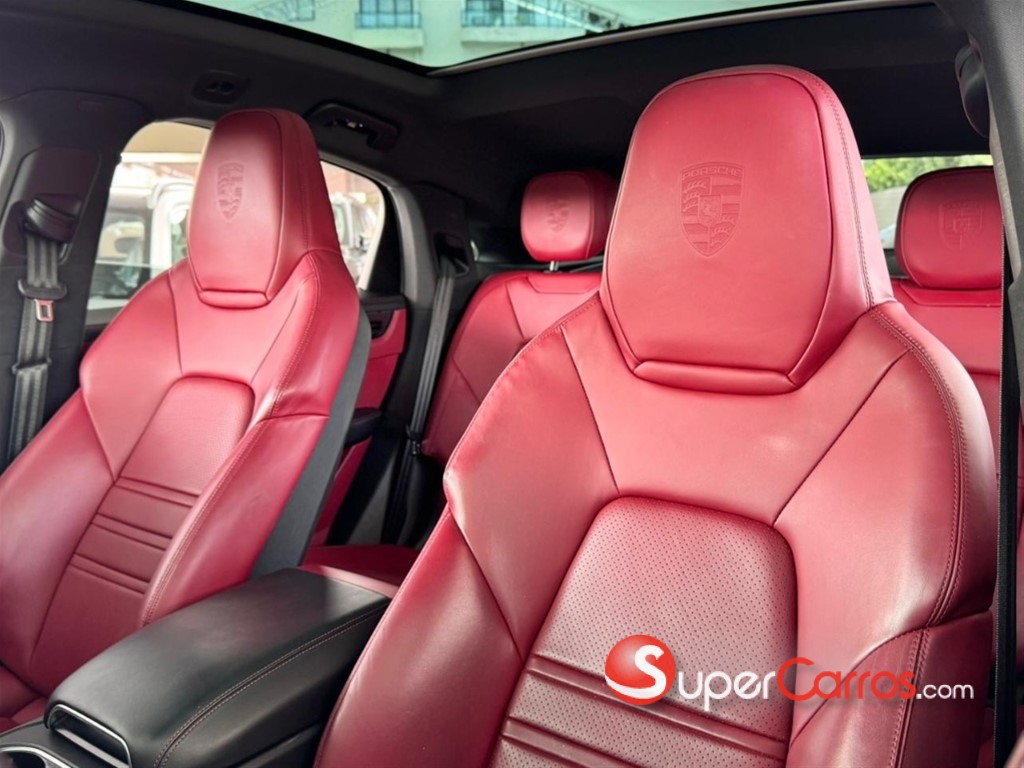 2022 Porsche Cayenne Coupe — foto 6 / 12