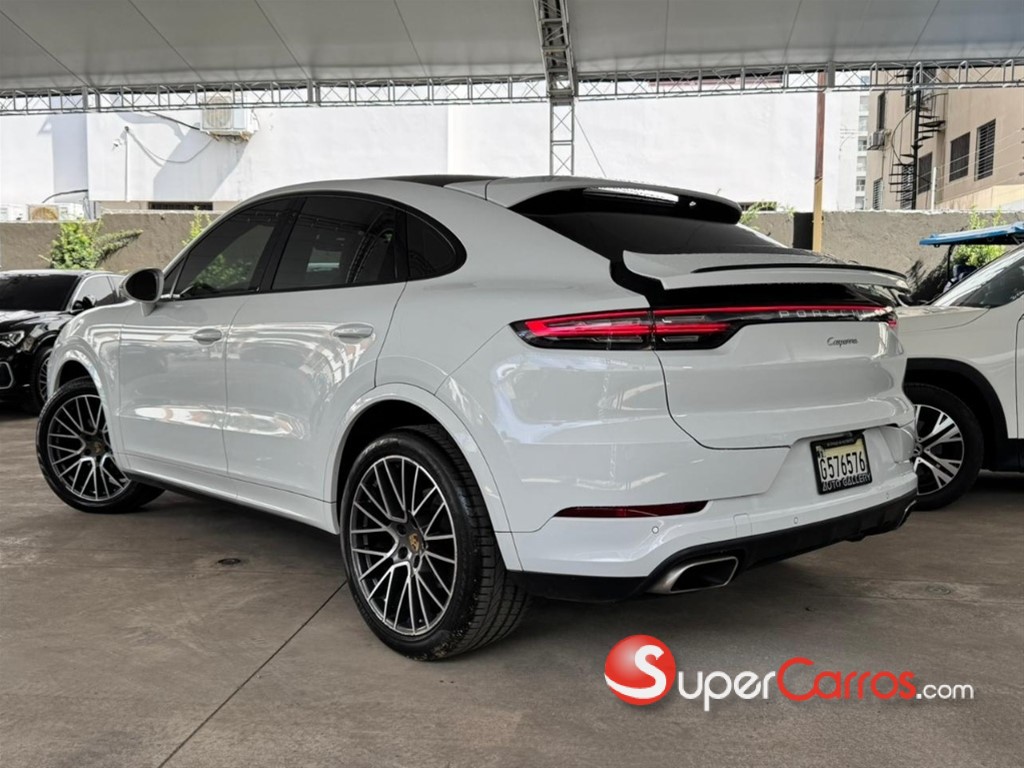 2022 Porsche Cayenne Coupe — foto 9 / 12