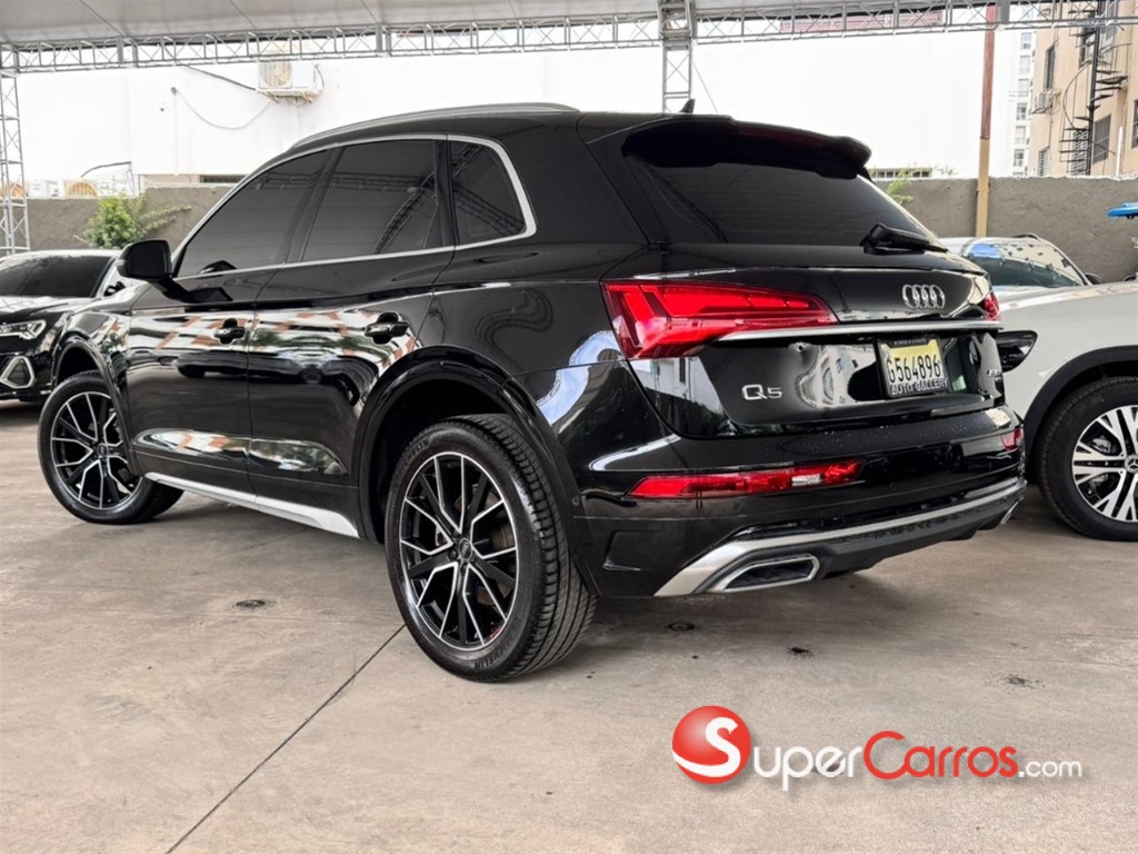 2021 Audi Q5 S-Line — foto 3 / 12