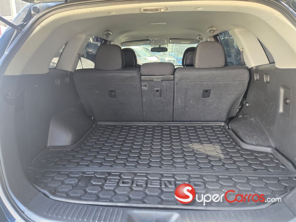 2014 Kia Sorento LX — foto 10 / 11