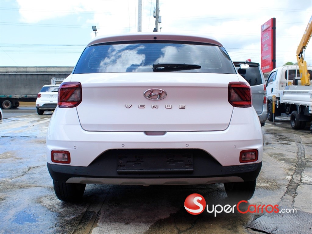 2021 Hyundai KONA — foto 8 / 10