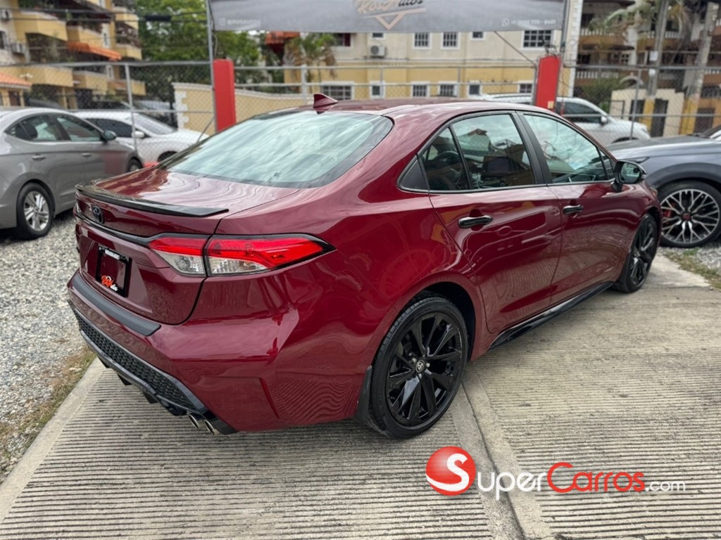 2022 Toyota Corolla SE — foto 6 / 9