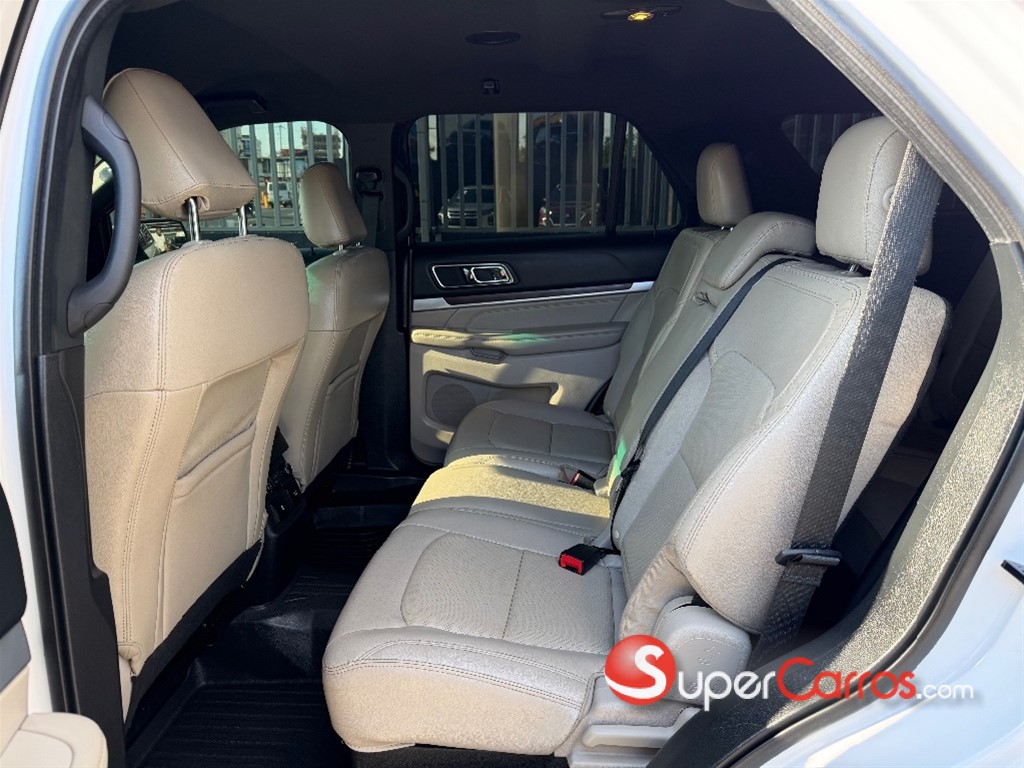2019 Ford Explorer Limited — foto 7 / 11