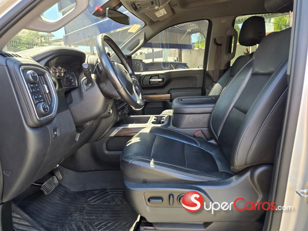 2020 Chevrolet Silverado 1500 RST — foto 7 / 9