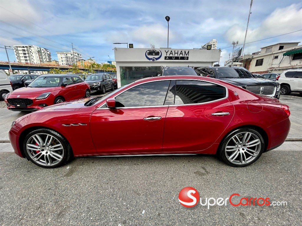 2016 Maserati Ghibli SQ4 — foto 4 / 12