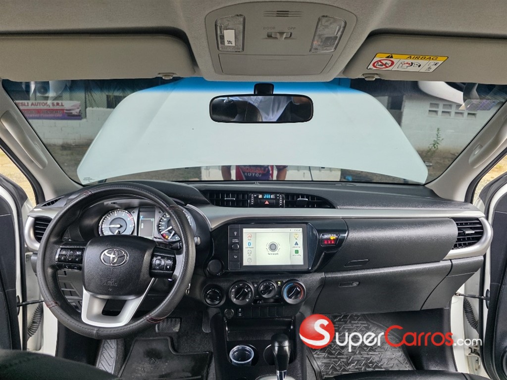 2022 Toyota Hilux 2.4 — foto 9 / 12