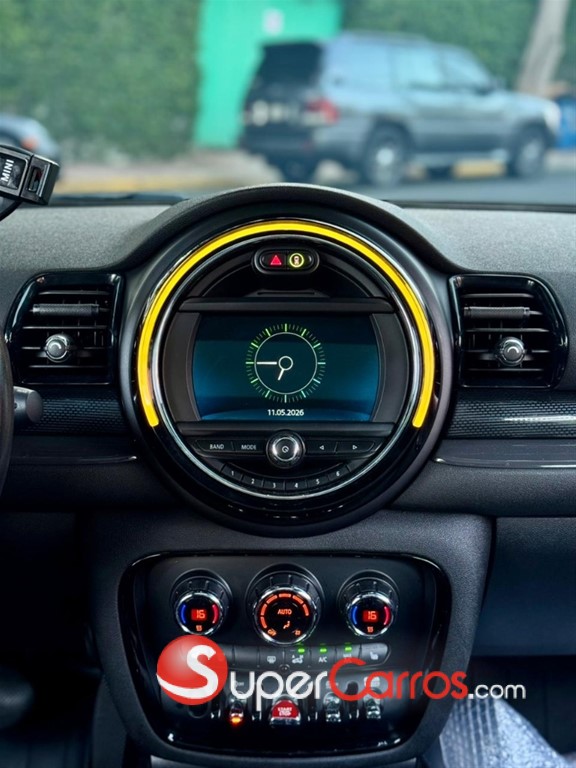 2019 Mini Cooper Clubman S — foto 10 / 12