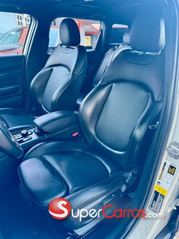 2019 Mini Cooper Clubman S — foto 11 / 12
