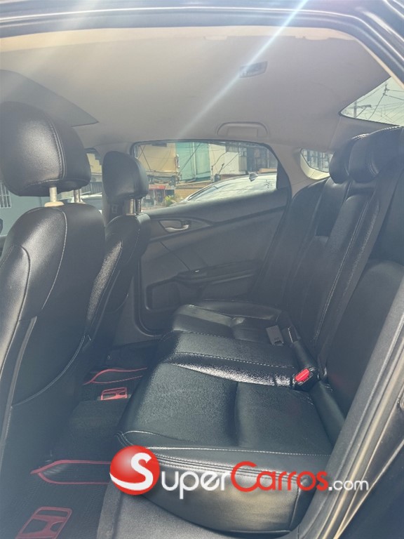 2017 Honda Civic EX — foto 7 / 10