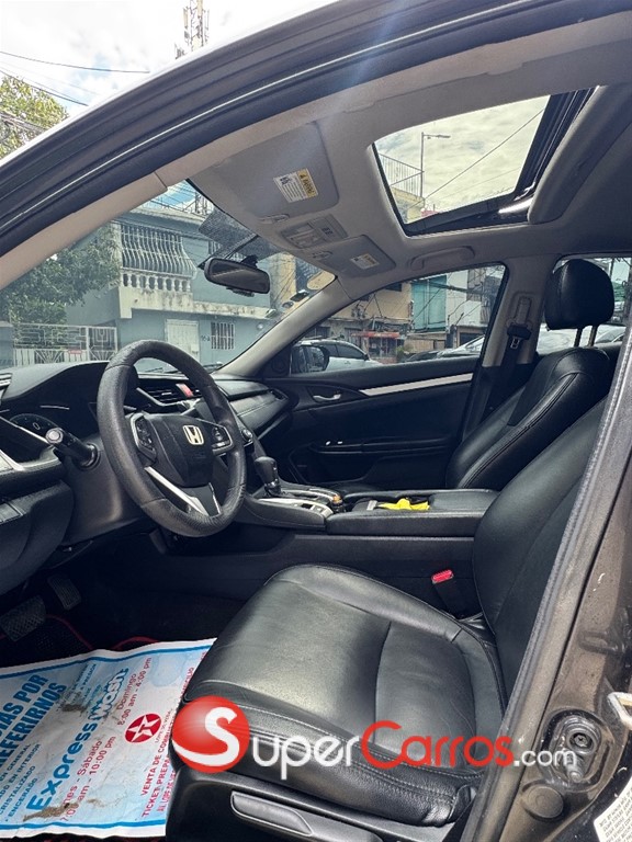 2017 Honda Civic EX — foto 9 / 10