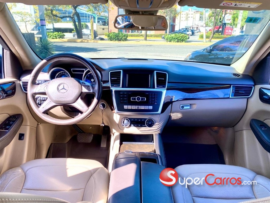 2015 Mercedes-Benz Clase ML 300 4 Matic — foto 6 / 12