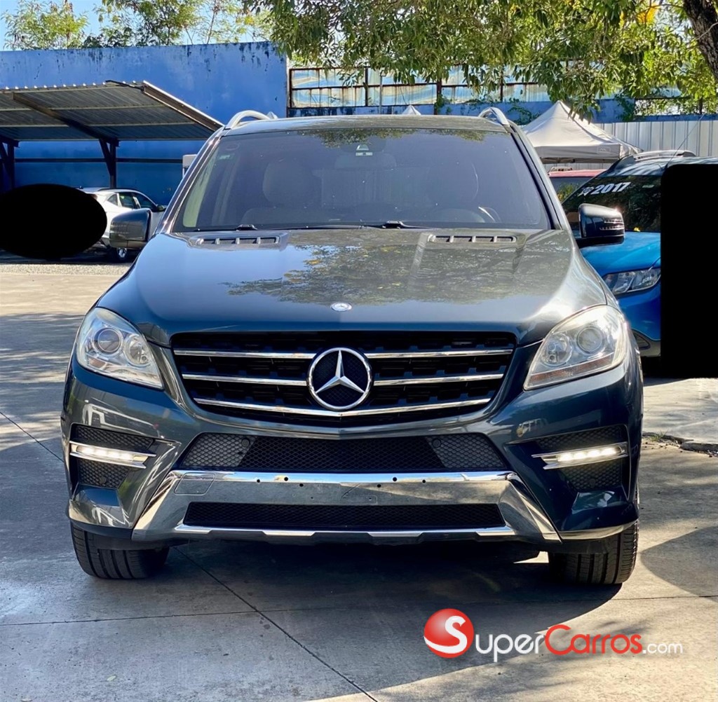 2015 Mercedes-Benz Clase ML 300 4 Matic — foto 8 / 12