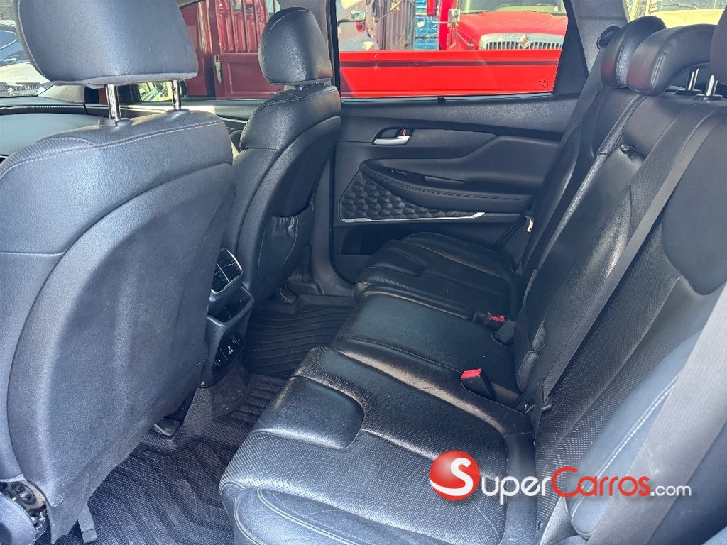 2020 Hyundai Santa Fe Limited — foto 7 / 11