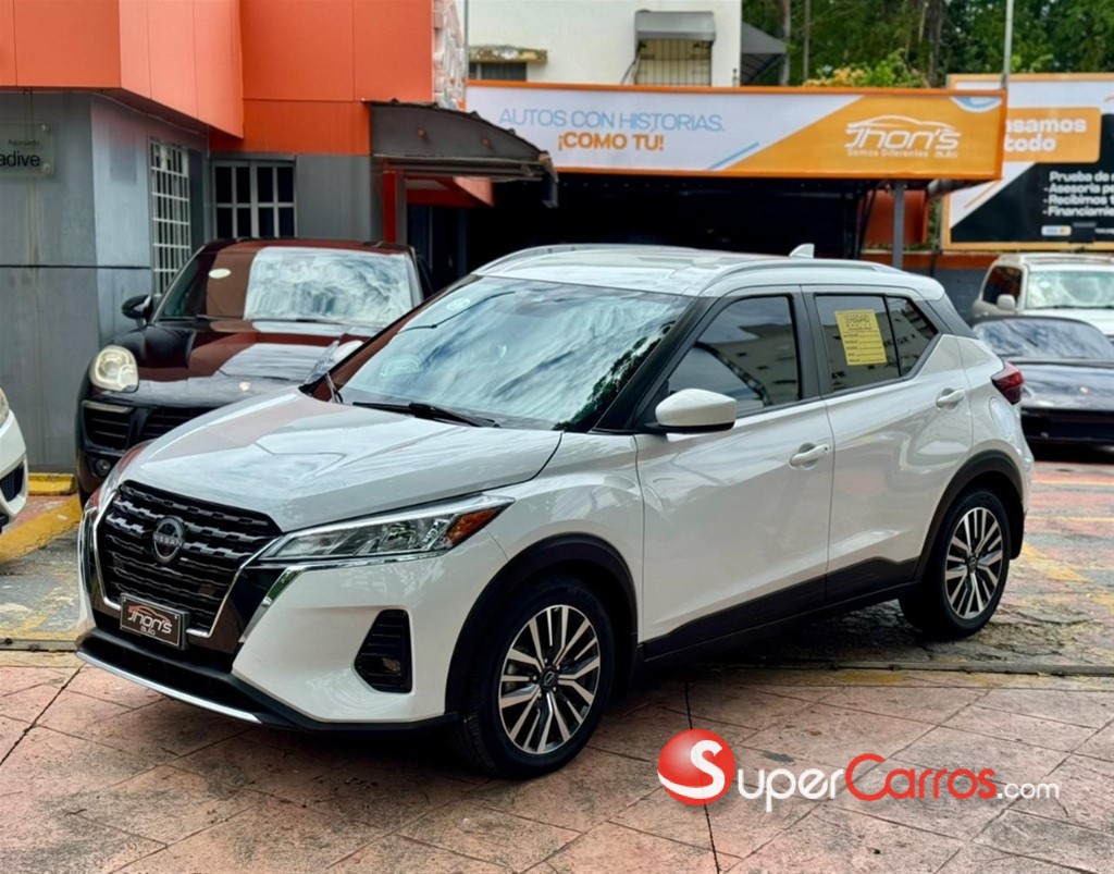 2022 Nissan Kicks SV — foto 2 / 12