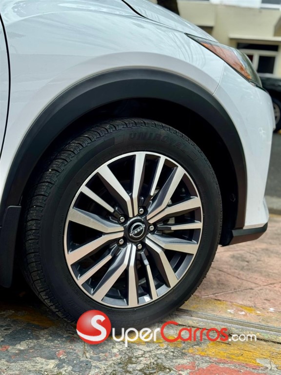 2022 Nissan Kicks SV — foto 5 / 12