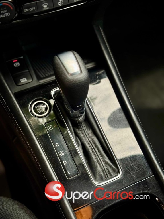 2022 Nissan Kicks SV — foto 7 / 12