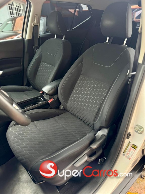 2022 Nissan Kicks SV — foto 11 / 12