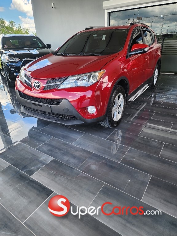 2015 Toyota RAV4 XLE — foto 2 / 12