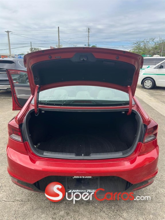 2019 Hyundai Elantra SE — foto 10 / 11
