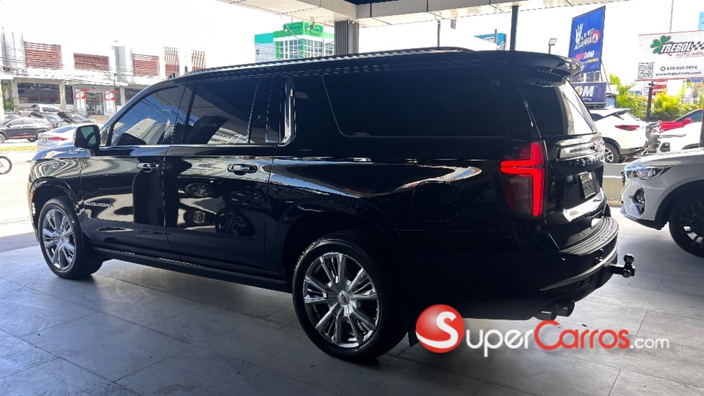 2023 Chevrolet Suburban Highcountry — foto 8 / 12