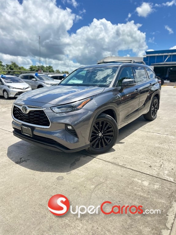 2022 Toyota Highlander LE Plus — foto 3 / 10