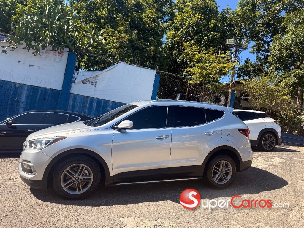 2018 Hyundai Santa Fe — foto 2 / 12