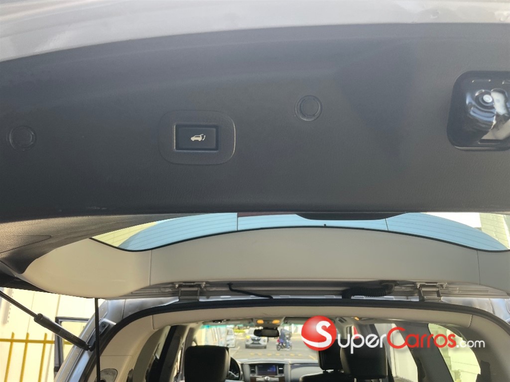 2017 Nissan Armada PLATINUM — foto 8 / 12