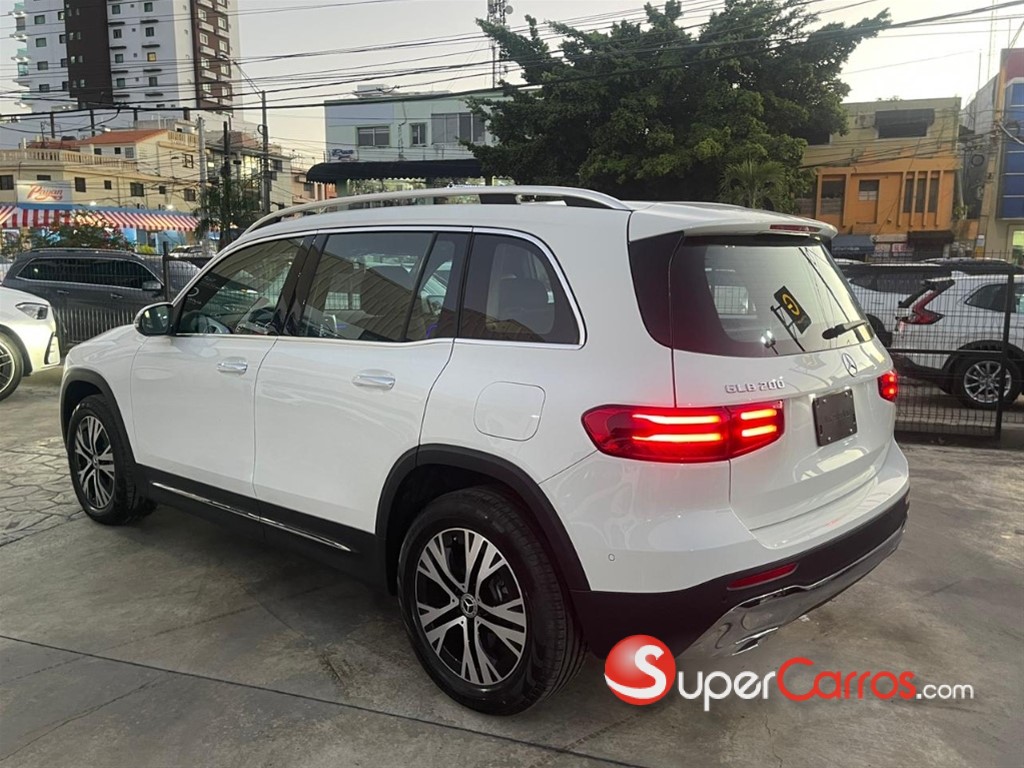 2025 Mercedes-Benz Clase GLB 200 Progressive — foto 4 / 12