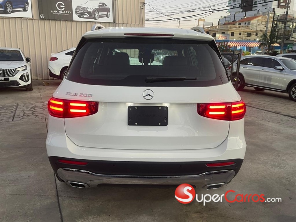 2025 Mercedes-Benz Clase GLB 200 Progressive — foto 5 / 12