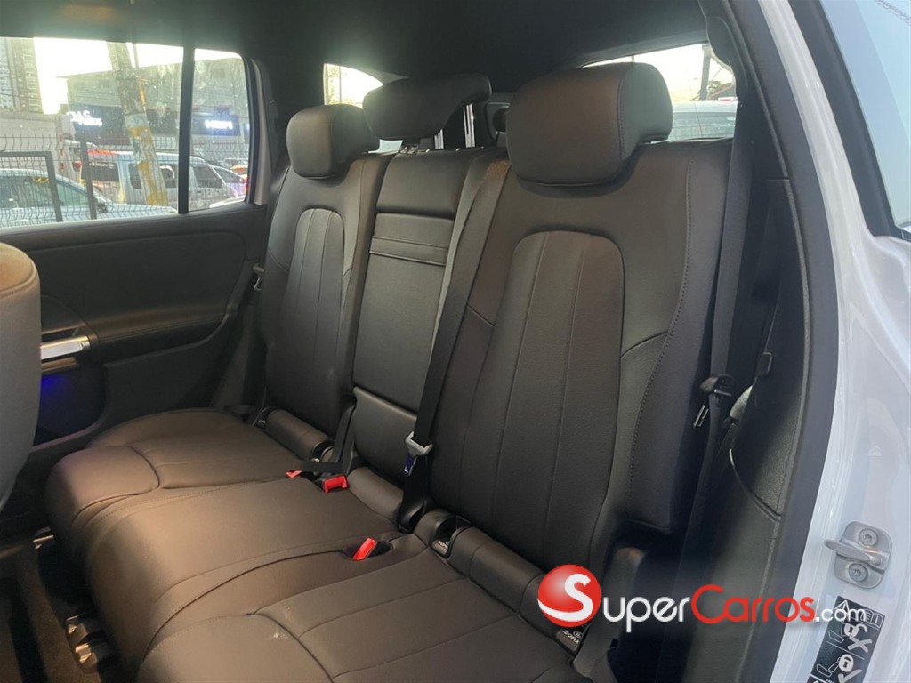 2025 Mercedes-Benz Clase GLB 200 Progressive — foto 9 / 12