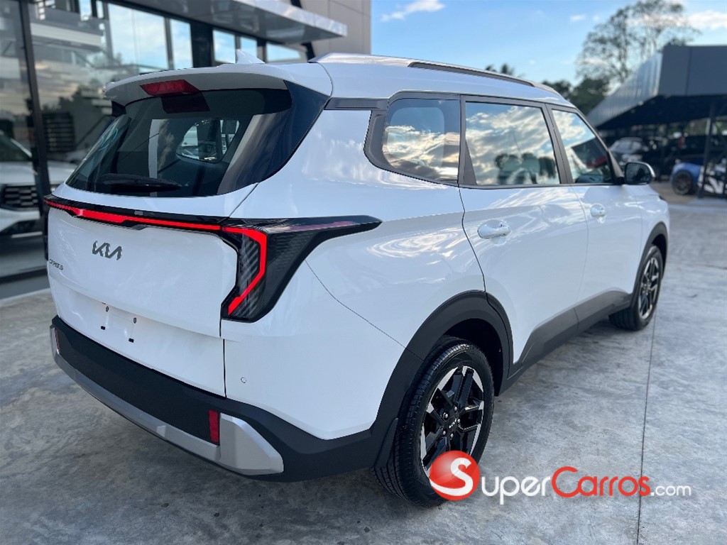 2027 Kia Carens — foto 7 / 12