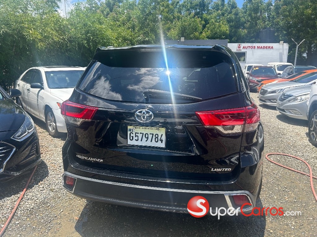 2017 Toyota Highlander — foto 4 / 12