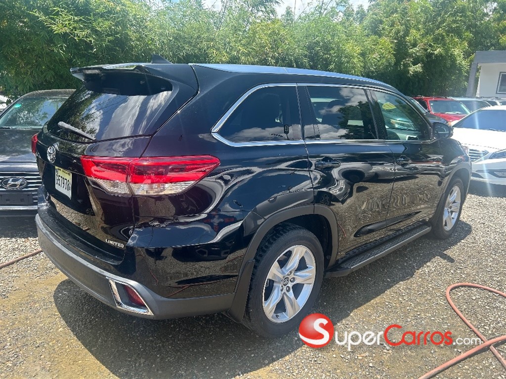 2017 Toyota Highlander — foto 5 / 12