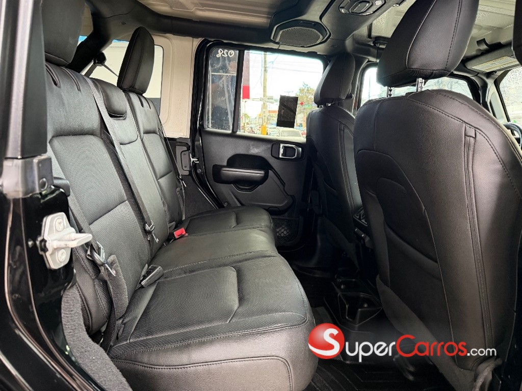 2021 Jeep Wrangler Unlimited Sport — foto 6 / 9