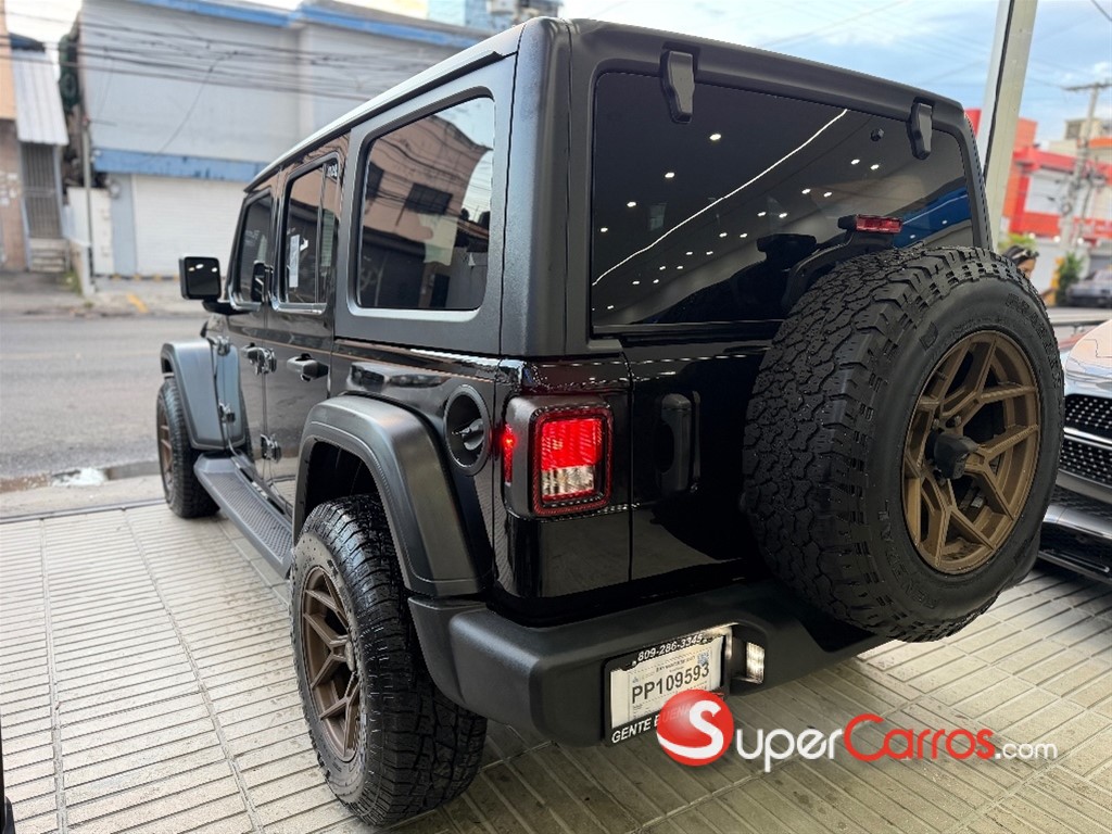 2021 Jeep Wrangler Unlimited Sport — foto 8 / 9