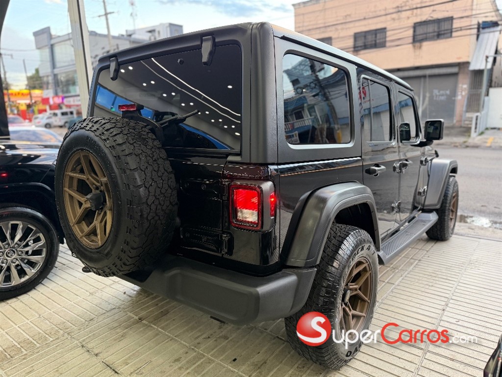 2021 Jeep Wrangler Unlimited Sport — foto 9 / 9
